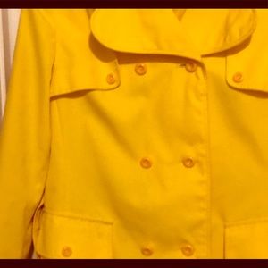 Yellow  women’s trench coat Preloved size 16